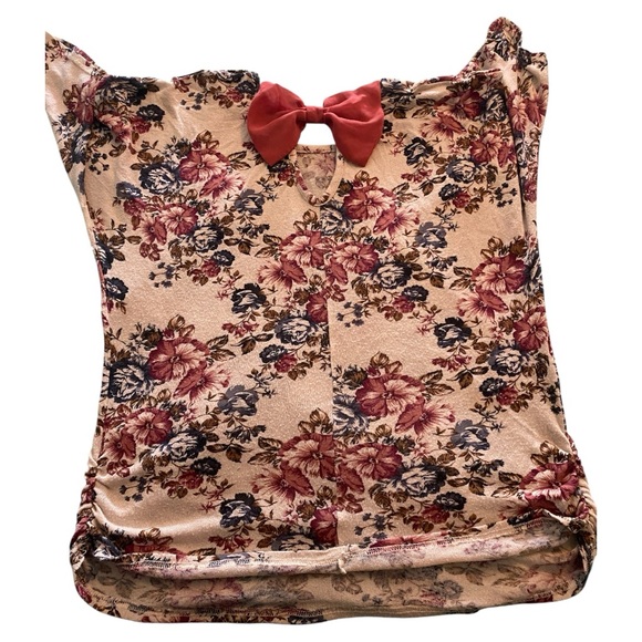 Floral Women's Blouse in Red and Cream - Picture 2 of 3
